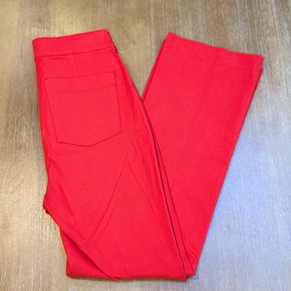 NWT Spanx On-The-Go Kick Flare Pant‎ in True Red Size M Tall 28” Inseam